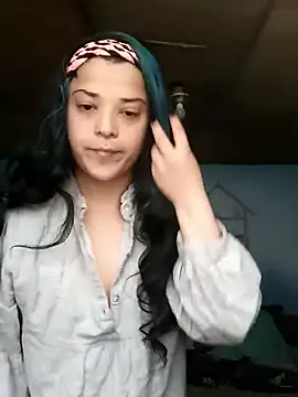 Snapshot of Elvishcassie_ chatting on 01-15-26, 12:32 Elvishcassie online show from 01-15-26, 12:32