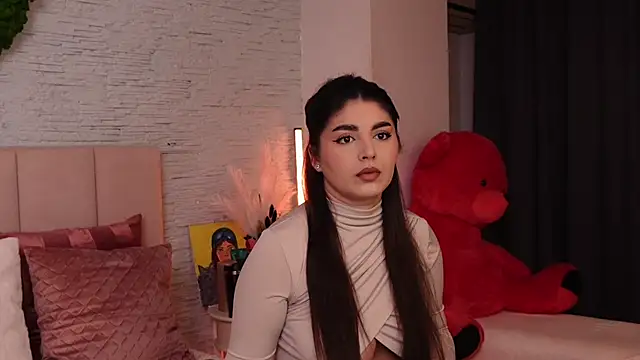 RachelSwaan online show from 02-05-25, 04:37