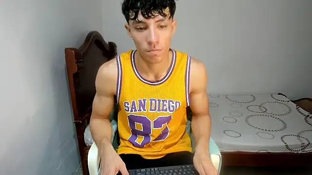 enzo sloran online show from 09-22-25, 05:26