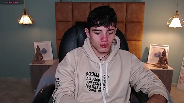 AlejooTwink online show from 02-20-25, 05:40