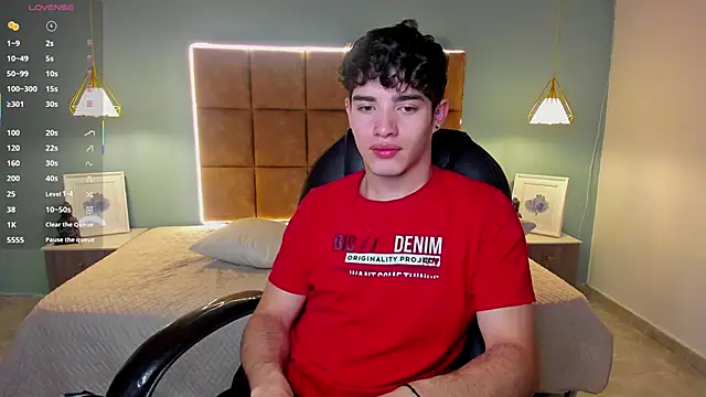 AlejooTwink online show from 10-03-25, 04:37