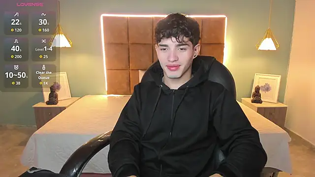 AlejooTwink online show from 11-29-25, 02:36