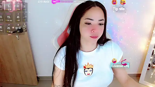 Snapshot of Kylie_martinez chatting on 02-20-26, 02:19 Kylie martinez online show from 02-20-26, 02:19