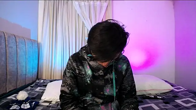 Yellowpokemon23 online show from 04-08-26, 02:33