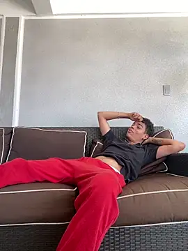 Leo bunny hot online show from 03-21-25, 04:51