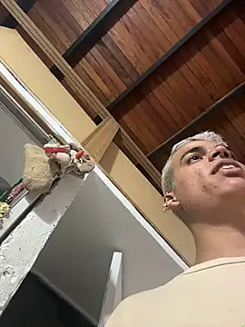 Leo bunny hot online show from 04-17-26, 02:47