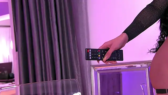 IvyRaven online show from 09-30-25, 06:02