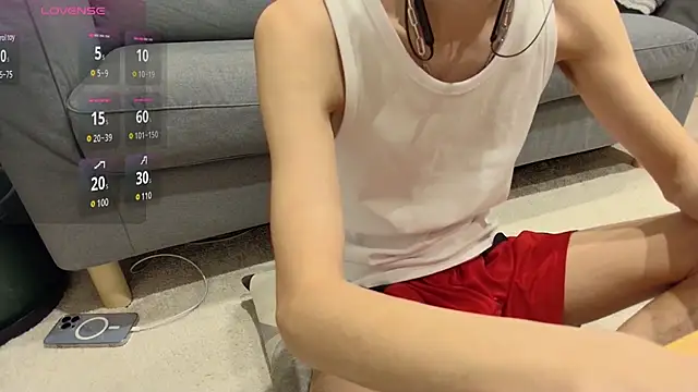 kimkim123123 online show from 03-03-25, 11:11