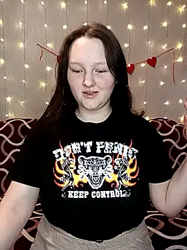 Aria  Dark online show from 02-25-25, 08:09