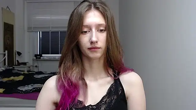 LUNA delight online show from 11-12-25, 06:36