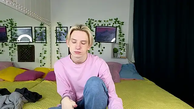 Ron Vils online show from 02-07-25, 03:19