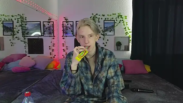 Ron Vils online show from 03-13-25, 04:38