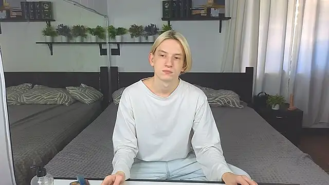 Ron Vils online show from 11-24-25, 08:14