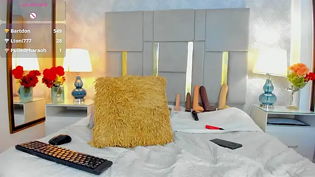 GaleHodge online show from 01-16-25, 04:28