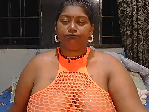 Snapshot of indiansuga chatting on 02-24-25, 05:53 indiansuga online show from 02-24-25, 05:53