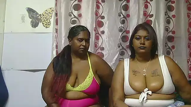 Snapshot of indiansuga chatting on 11-29-25, 05:27 indiansuga online show from 11-29-25, 05:27