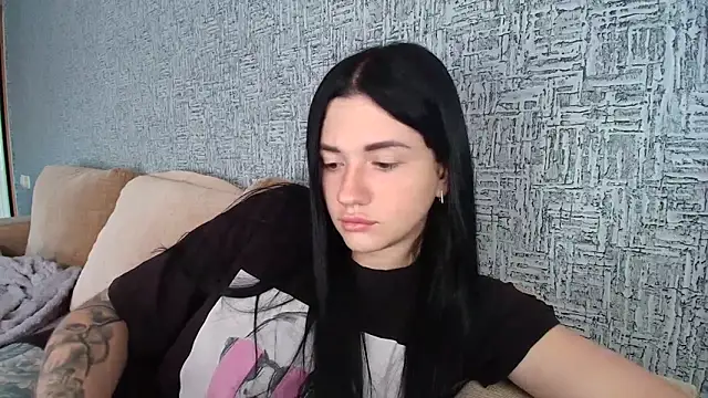 Snapshot of Liana_diva chatting on 06-09-26, 02:06 Liana diva online show from 06-09-26, 02:06