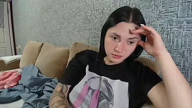 Snapshot of Liana_diva chatting on 07-16-26, 06:58 Liana diva online show from 07-16-26, 06:58