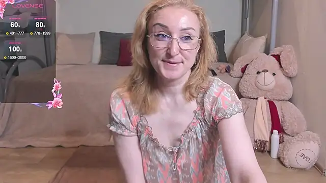 Snapshot of MadissonKiss chatting on 06-12-26, 11:14 MadissonKiss online show from 06-12-26, 11:14