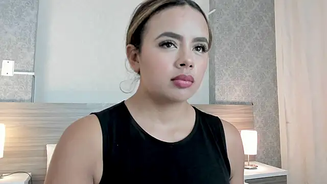 Snapshot of Mistyca chatting on 02-12-25, 10:56 Mistyca online show from 02-12-25, 10:56