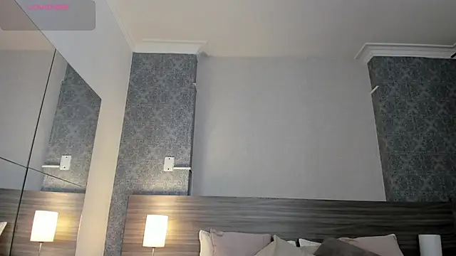 Snapshot of Mistyca chatting on 03-08-25, 11:58 Mistyca online show from 03-08-25, 11:58