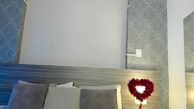 Snapshot of Mistyca chatting on 02-19-26, 08:21 Mistyca online show from 02-19-26, 08:21