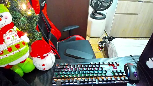 Snapshot of Calihotcaliente277 chatting on 12-20-24, 12:16 Calihotcaliente277 online show from 12-20-24, 12:16