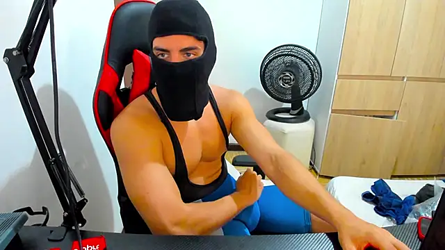 Snapshot of Calihotcaliente277 chatting on 01-20-25, 04:12 Calihotcaliente277 online show from 01-20-25, 04:12