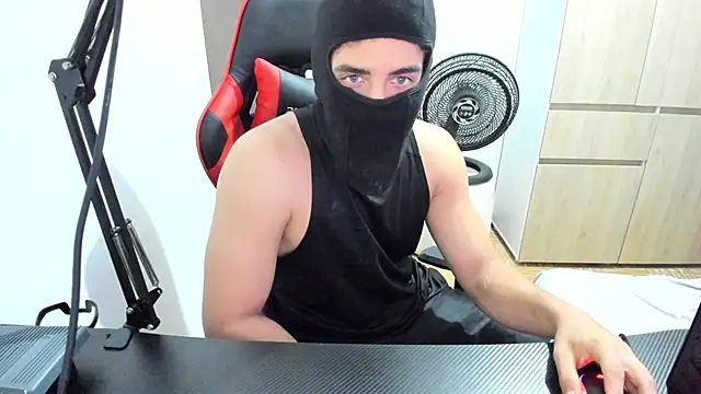 Snapshot of Calihotcaliente277 chatting on 02-17-25, 11:34 Calihotcaliente277 online show from 02-17-25, 11:34