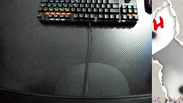 Snapshot of Calihotcaliente277 chatting on 09-25-25, 11:36 Calihotcaliente277 online show from 09-25-25, 11:36