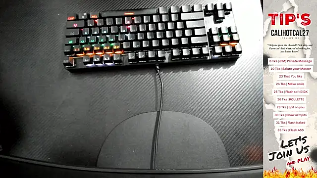 Snapshot of Calihotcaliente277 chatting on 10-04-25, 11:30 Calihotcaliente277 online show from 10-04-25, 11:30