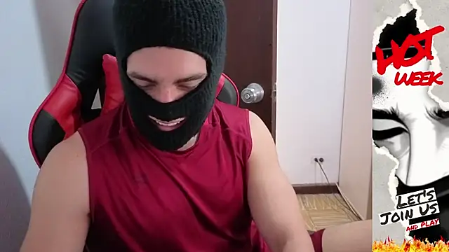 Snapshot of Calihotcaliente277 chatting on 12-16-25, 02:44 Calihotcaliente277 online show from 12-16-25, 02:44