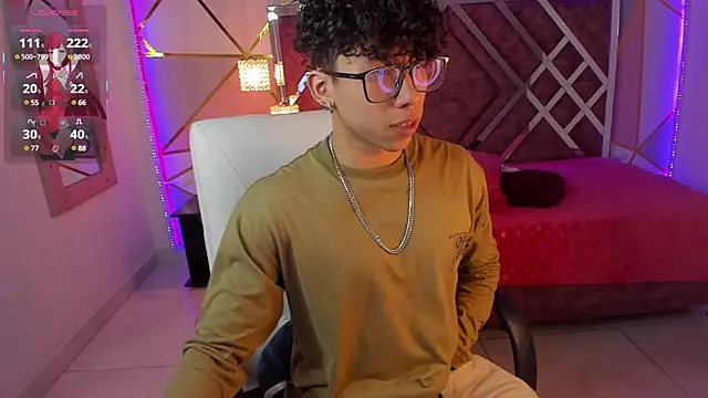 AkazaBoy  online show from 01-23-25, 03:58