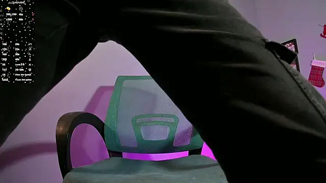 Snapshot of ETHAN_ADAM chatting on 12-28-24, 11:48 ETHAN ADAM online show from 12-28-24, 11:48