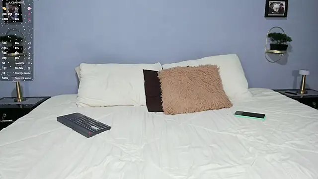 Snapshot of ETHAN_ADAM chatting on 01-12-25, 12:18 ETHAN ADAM online show from 01-12-25, 12:18