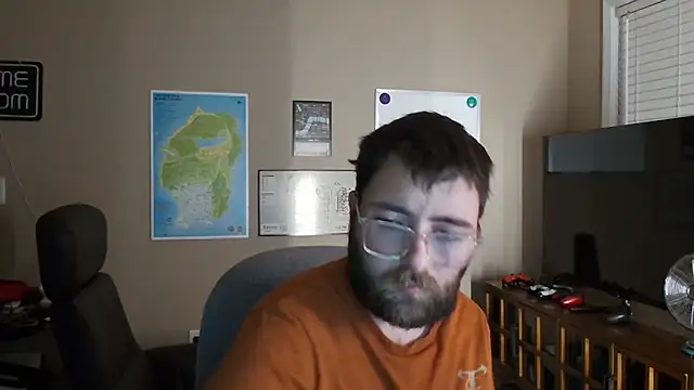 silverfish325 online show from 12-16-25, 01:54