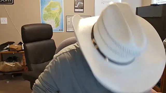 silverfish325 online show from 02-06-26, 08:12