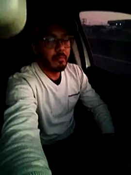 Snapshot of johnwalkerRjts chatting on 07-07-26, 09:24 johnwalkerRjts online show from 07-07-26, 09:24