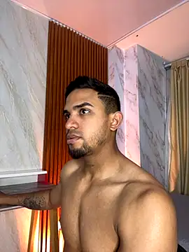 Snapshot of floriamANDjazmin chatting on 09-25-25, 03:21 floriamANDjazmin online show from 09-25-25, 03:21