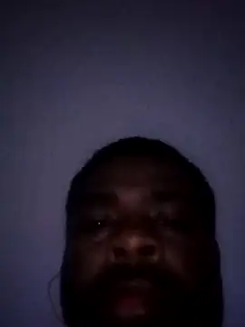 Snapshot of SLOWSTRO chatting on 02-04-25, 05:21 SLOWSTRO online show from 02-04-25, 05:21