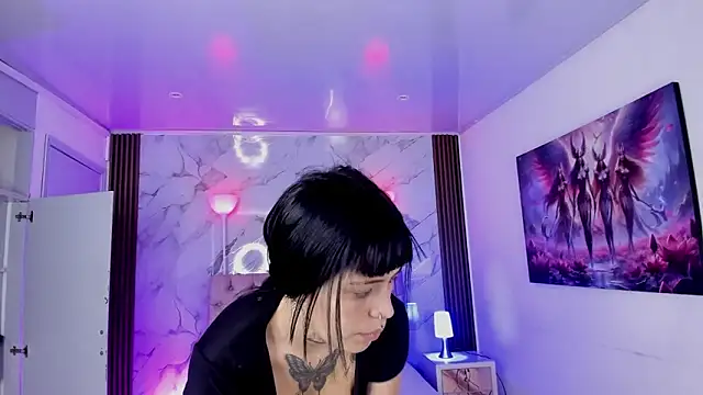 AuroraDiaz online show from 01-16-26, 07:40