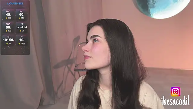Snapshot of adriana_allien chatting on 07-20-26, 11:18 adriana allien online show from 07-20-26, 11:18