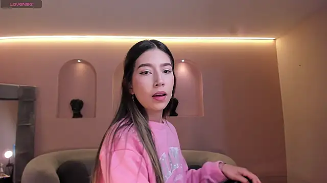 TaraLawrence online show from 01-07-26, 03:20