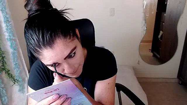 LUCY LI online show from 12-07-24, 10:01