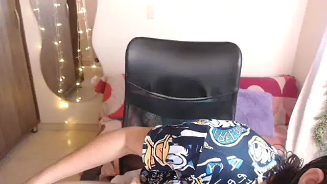 LUCY LI online show from 01-11-25, 06:33