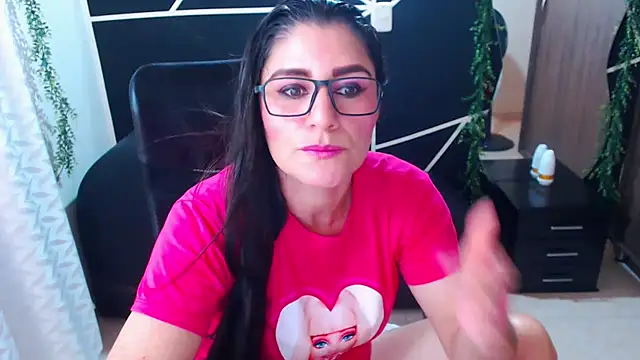 LUCY LI online show from 03-06-25, 06:26