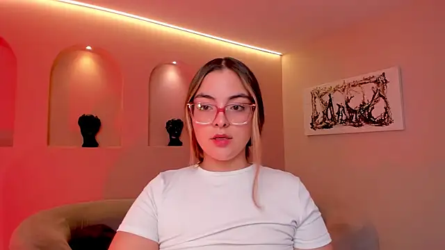 Snapshot of AllisonRogersX chatting on 06-03-26, 02:33 AllisonRogersX online show from 06-03-26, 02:33