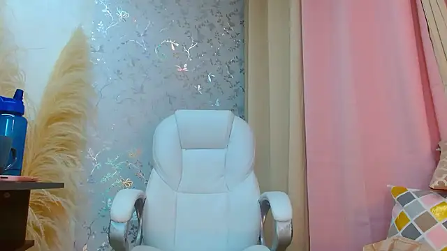 talianaprada online show from 12-02-24, 05:15