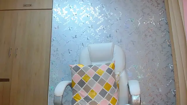 talianaprada online show from 01-10-25, 01:32