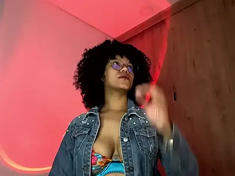 Ale xandra online show from 04-15-26, 12:39